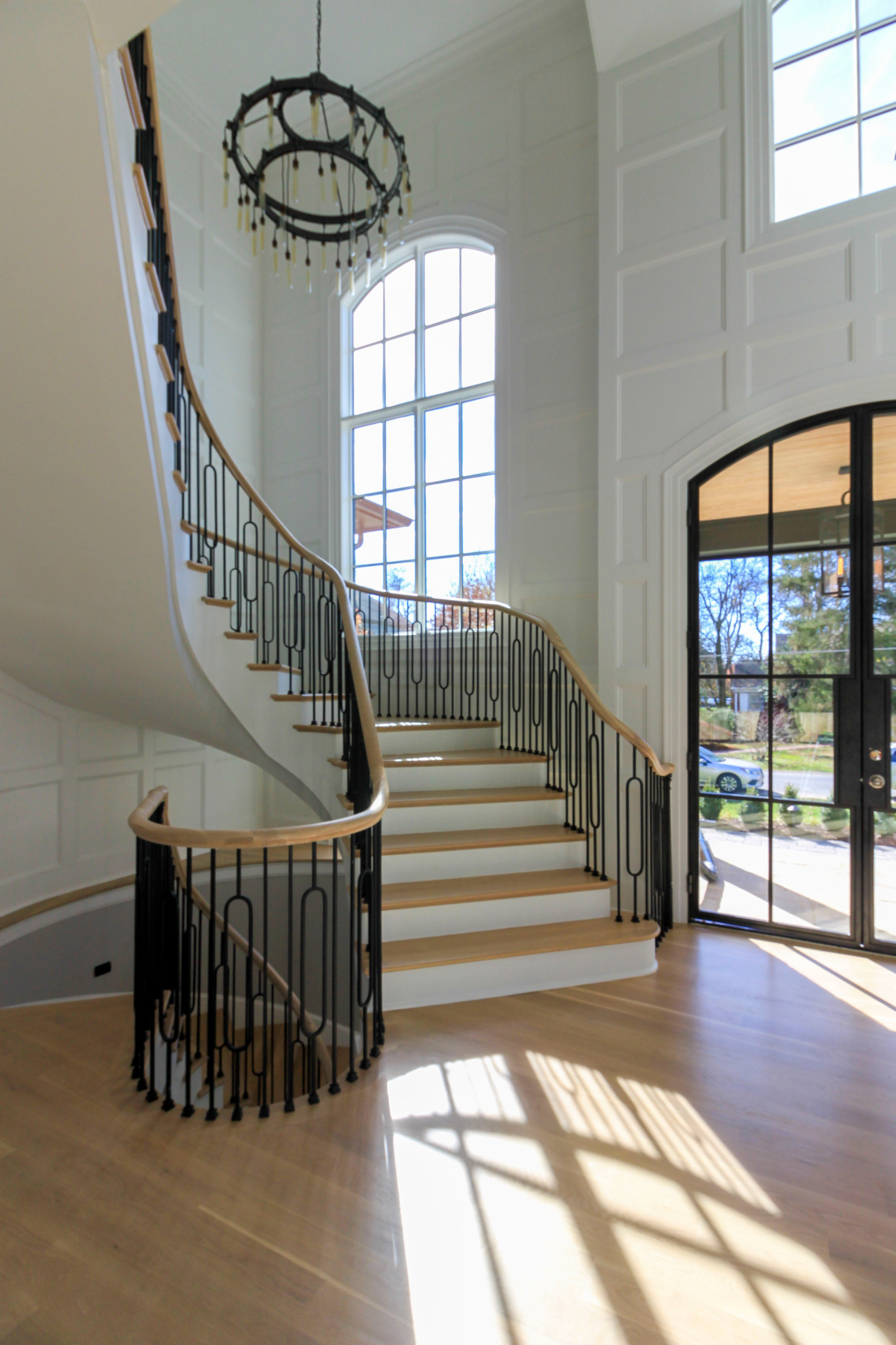 95_Remarkable and elegant floating elliptical staircase, McLean, VA 22101