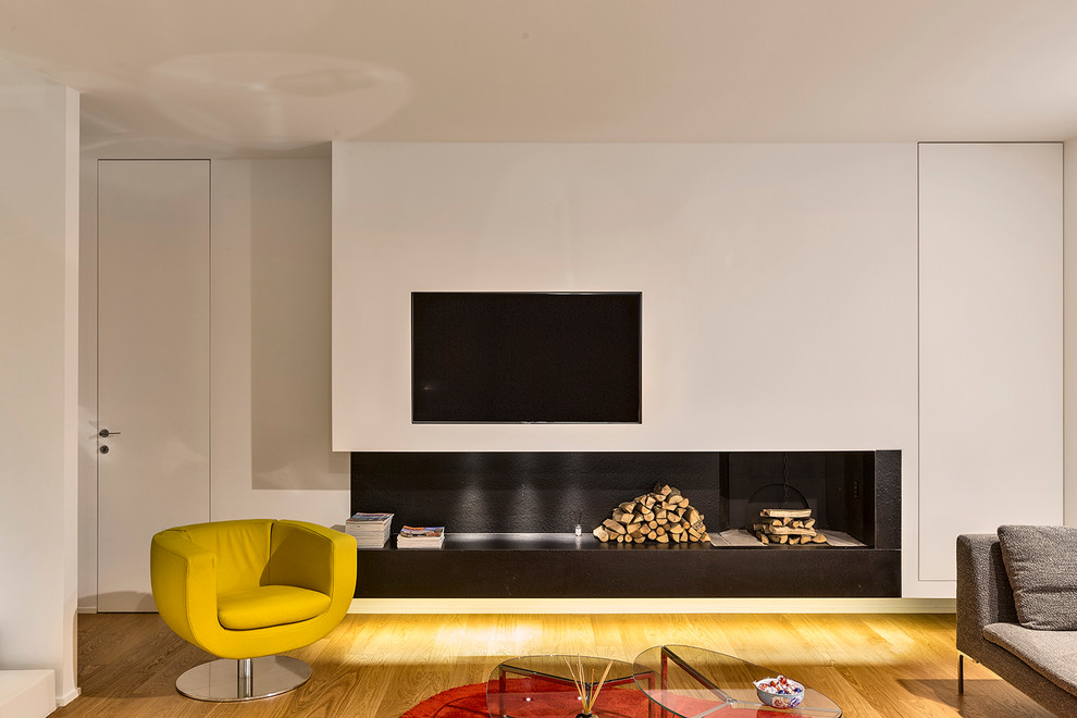 This is an example of a contemporary living room in Bari.