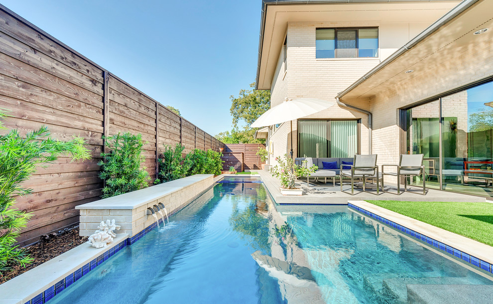 Contemporary rectangular pool in Dallas.