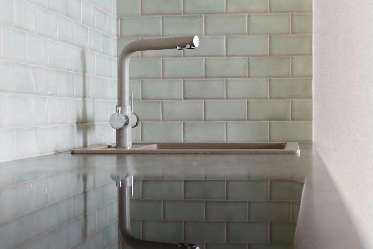 Маленькая кухня с островом