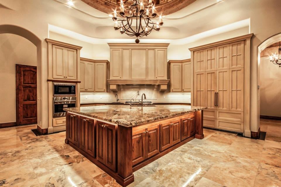 Kitchen - kitchen idea in Phoenix