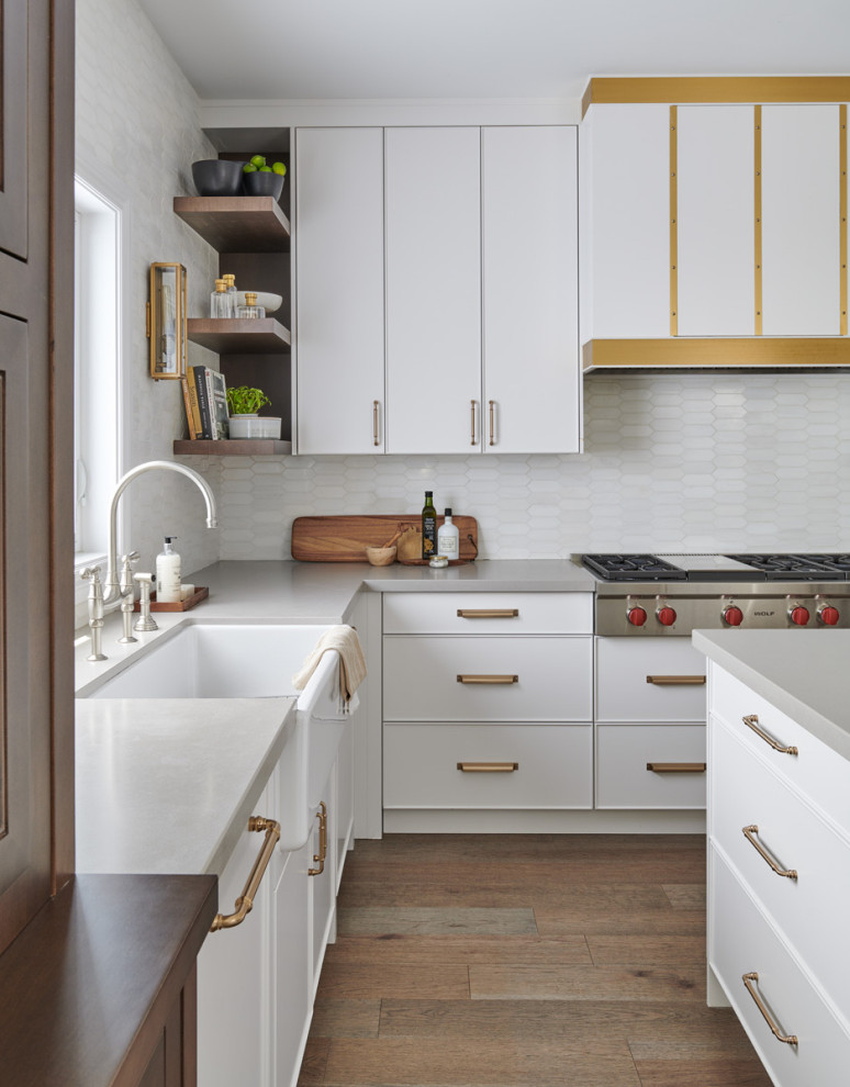 Example of a mountain style kitchen design in Toronto