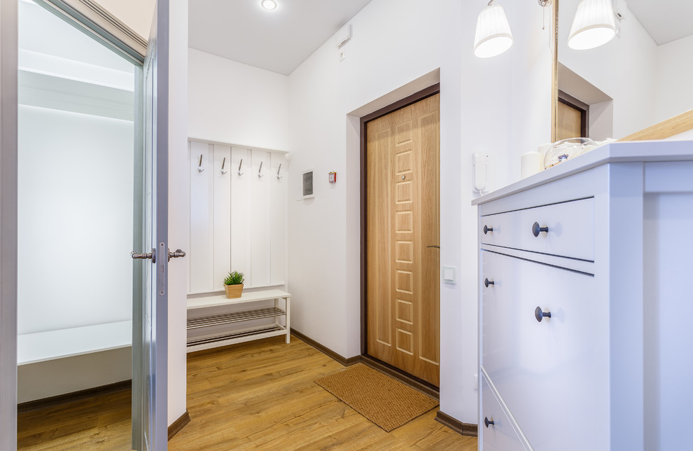 Беломорская. Двухкомнатная.