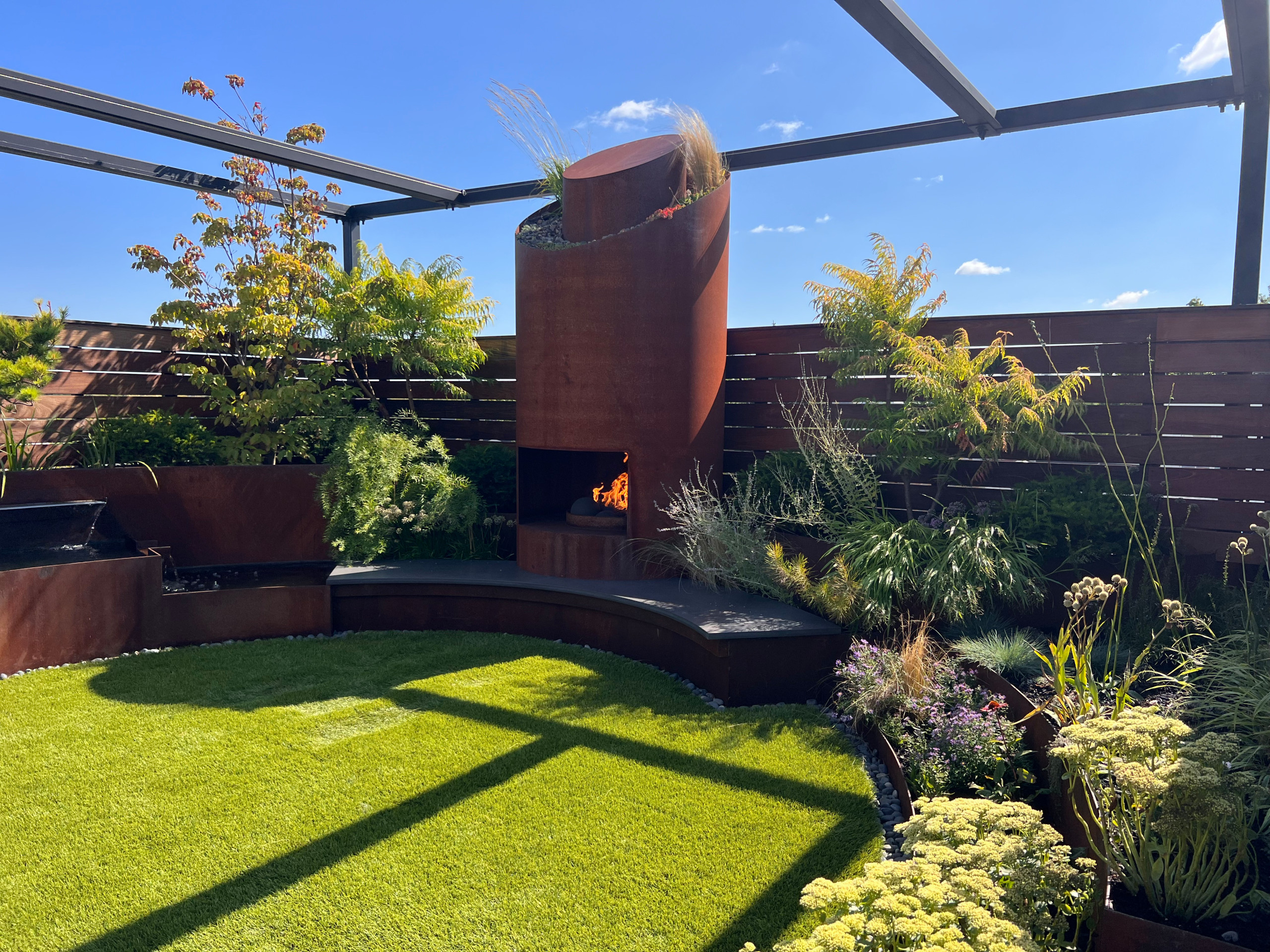 Borough Park Modern Rooftop