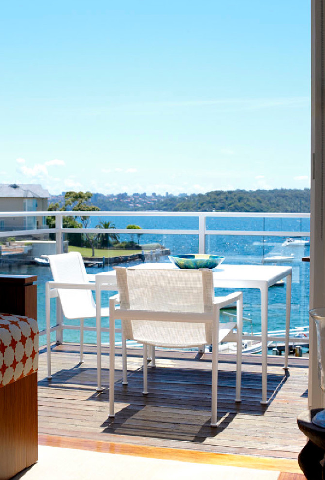 Design ideas for a contemporary deck in Sydney with no cover.