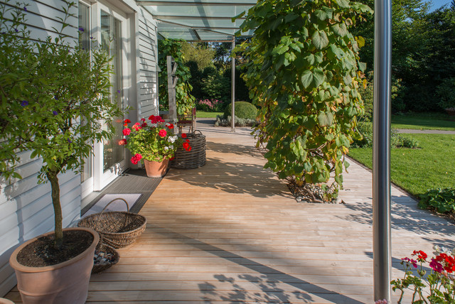Holzterrasse terraza-y-balcon