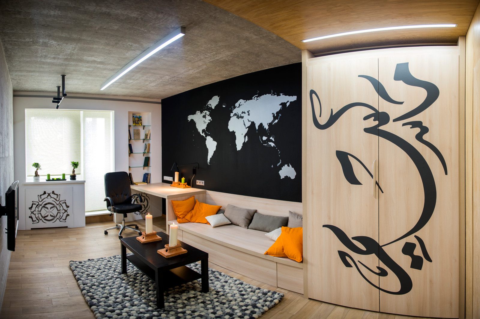 Спальня с бетонным потолком