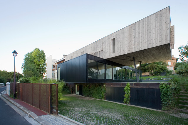 Maison R contemporaneo-ingresso