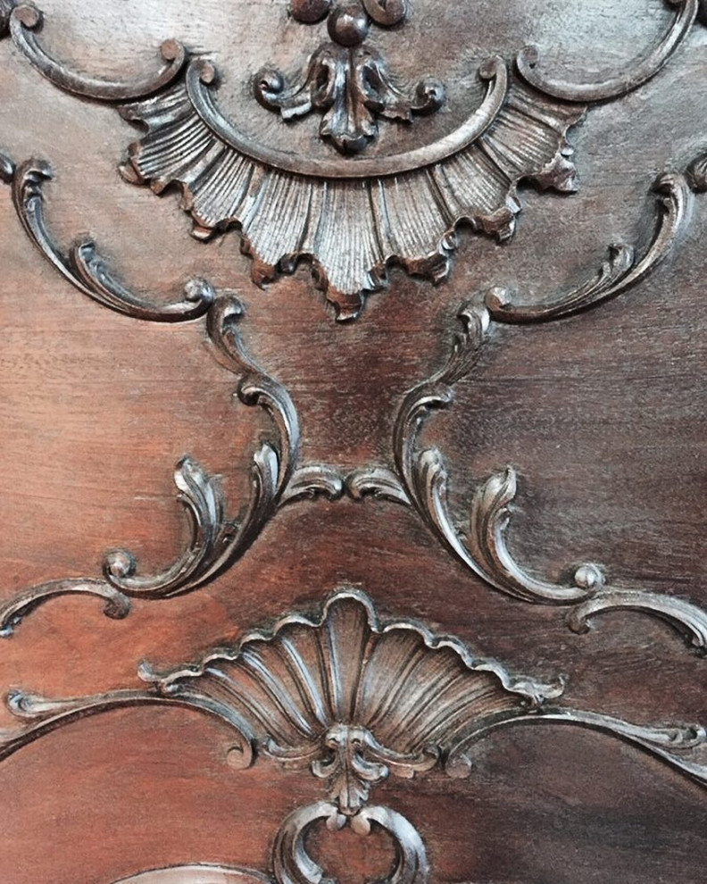 Новая жизum антикварных вещей