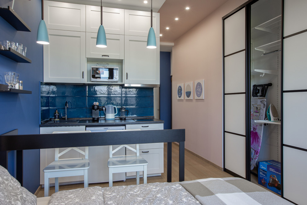 Синяя студия для краткосрочной аренды