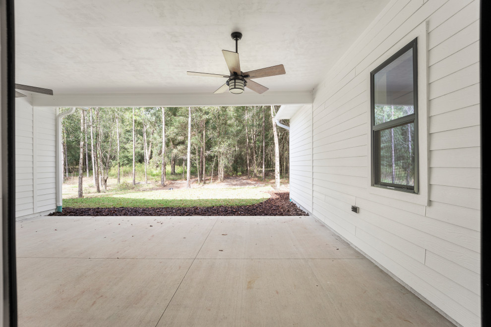 Custom Home - The Lynn Model 2,236 - High Springs, FL