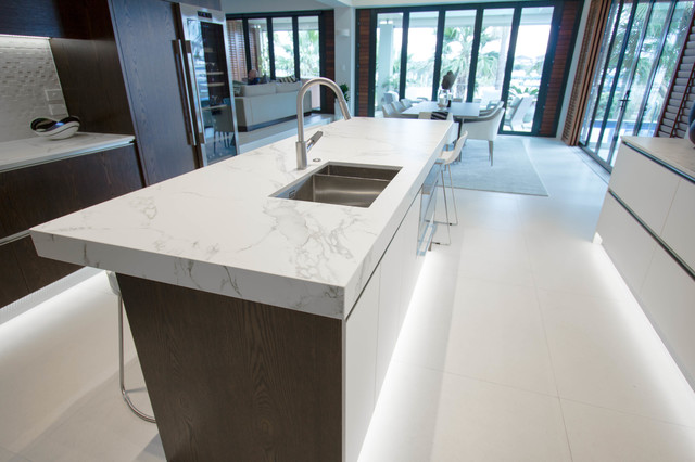 Pine Harbour kitchen