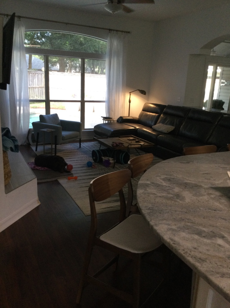 Can you successfully mix mid century modern with coastal somehow?