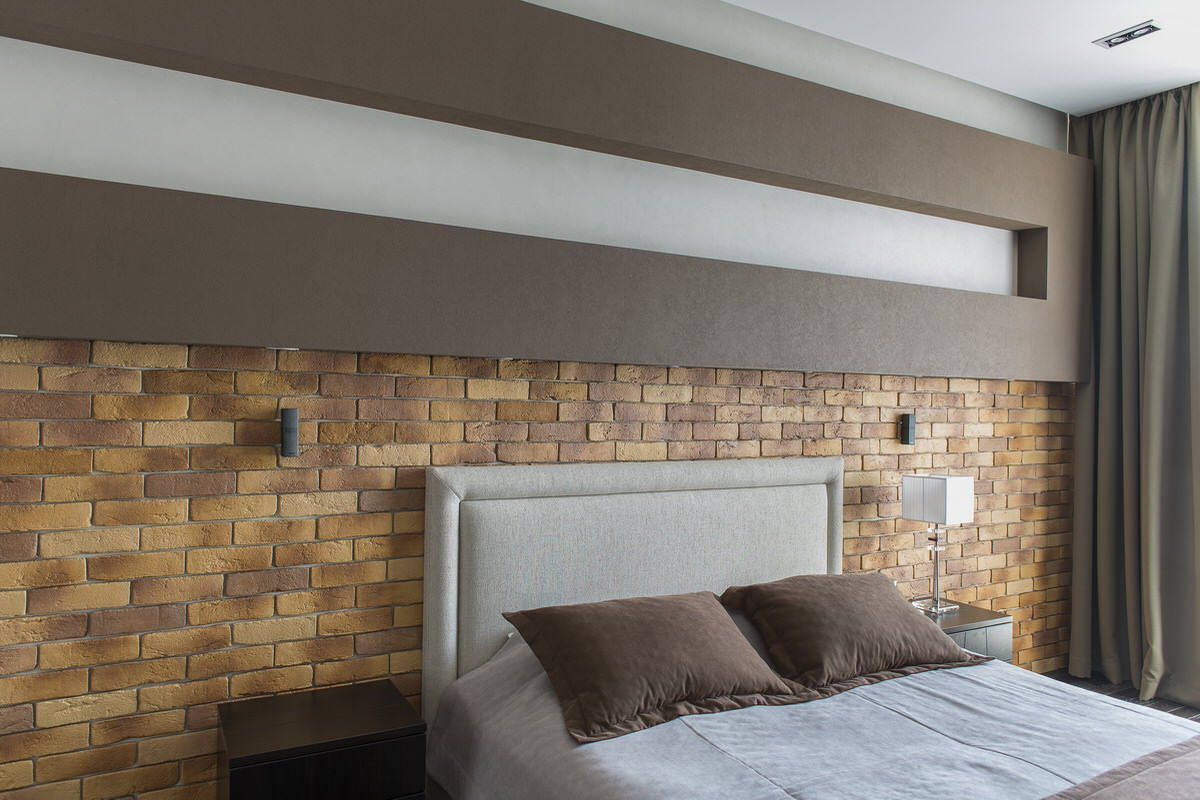 Частная квартира для него