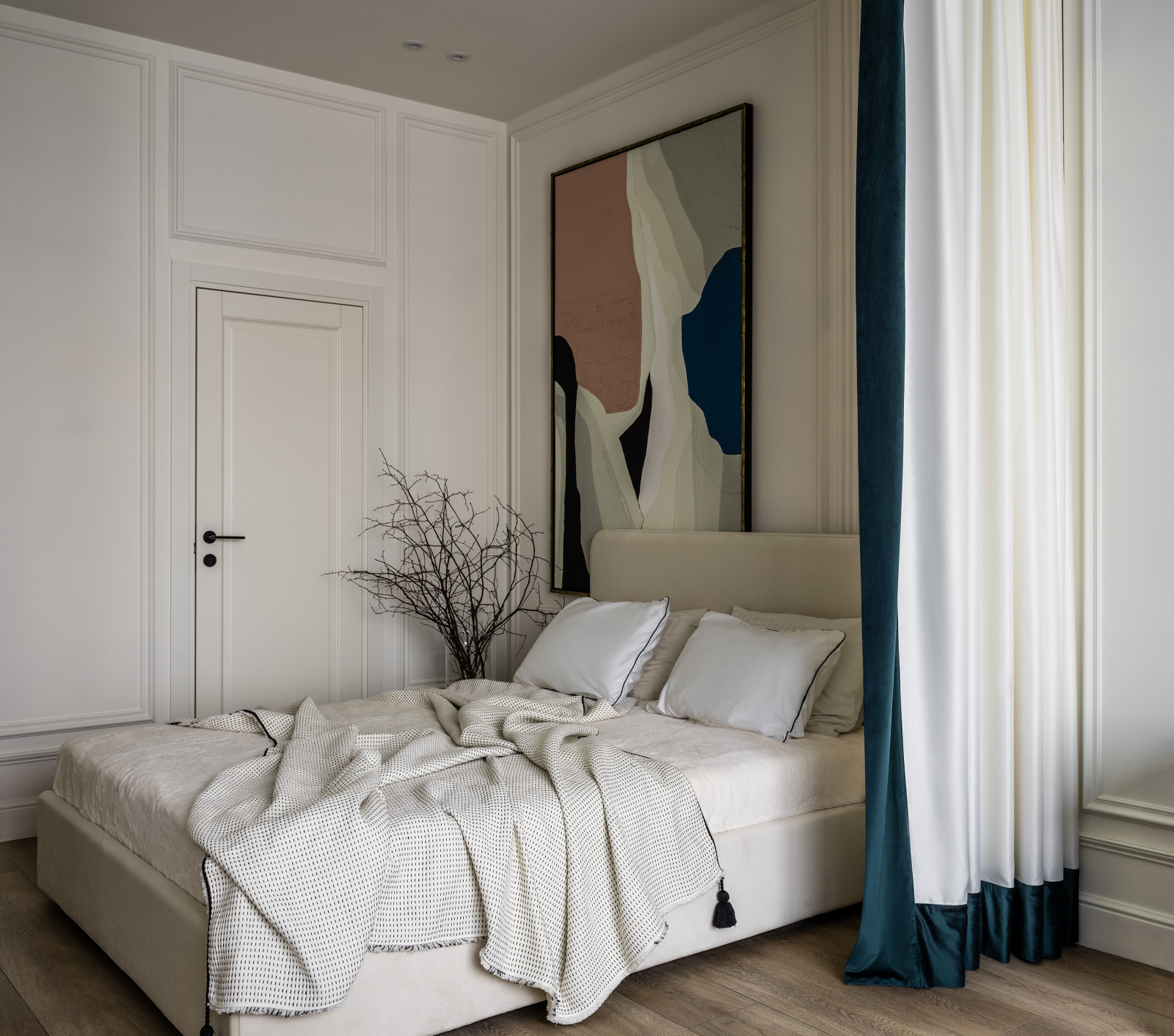 Светлая студия