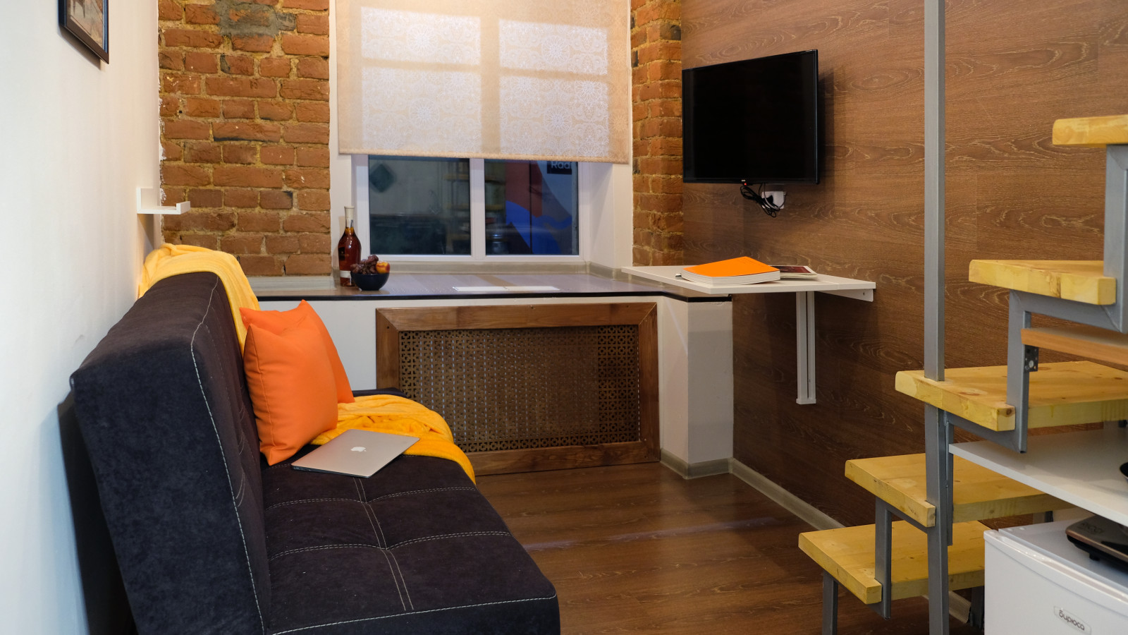 Двухъярусный трехместный номер в Мини отеле