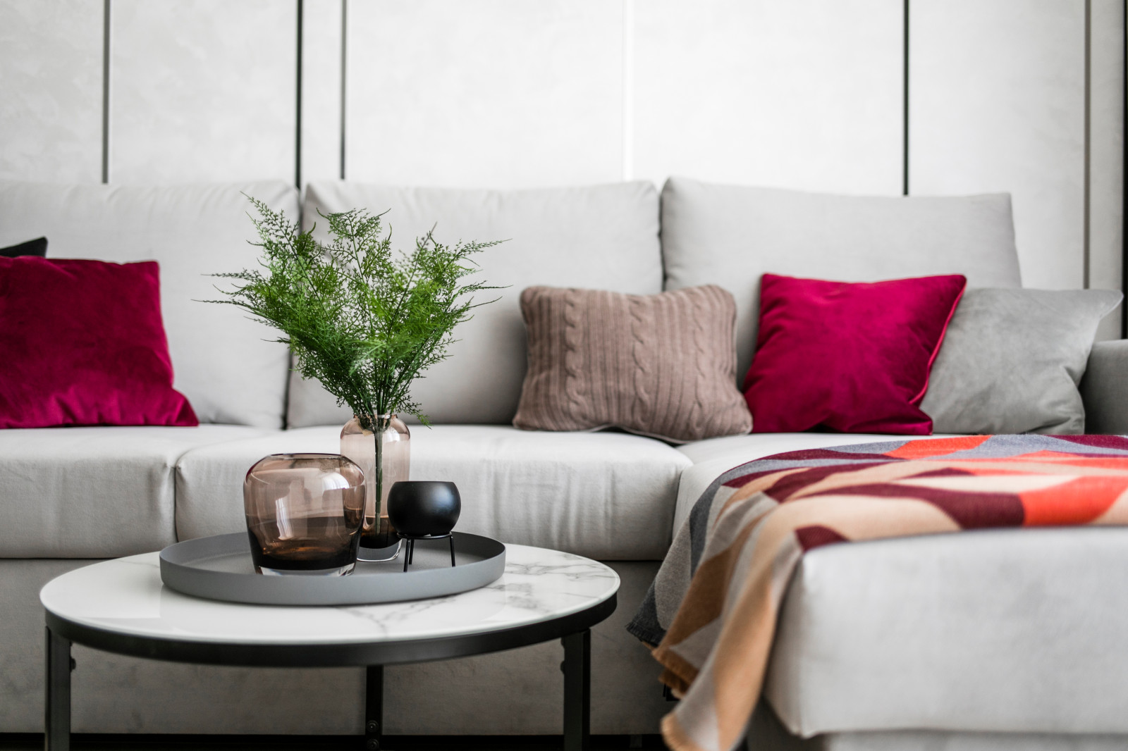 Однокомнатная квартира для молодой девушки. Ижевск, ЖК "Облака", 44 кв.м.