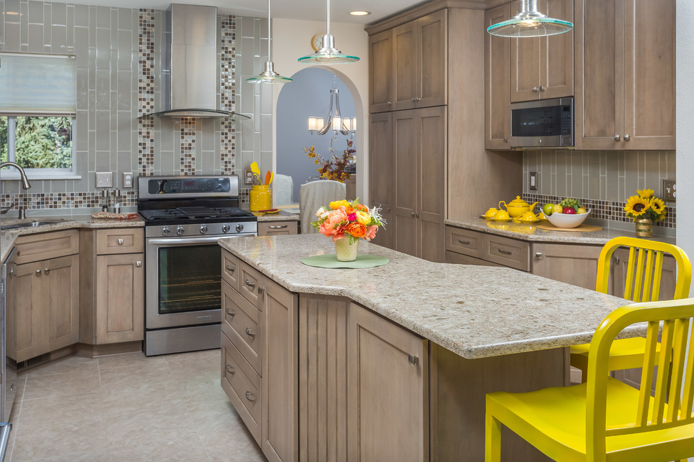 Kitchen - transitional kitchen idea