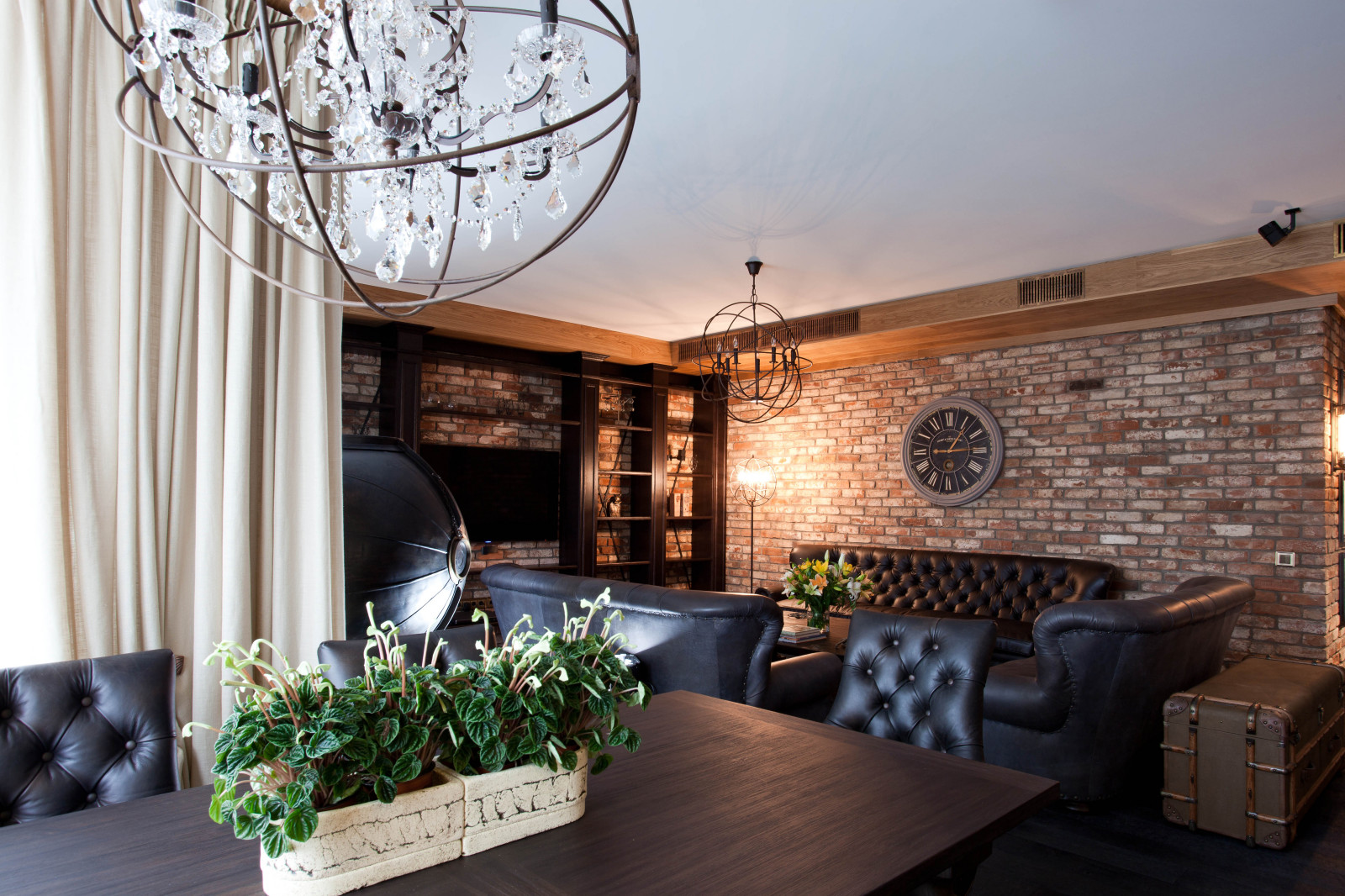 Лофт на Озерковской набережной