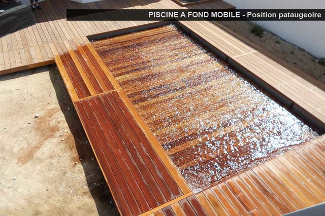 Piscine &agrave; fond mobile contemporary-deck