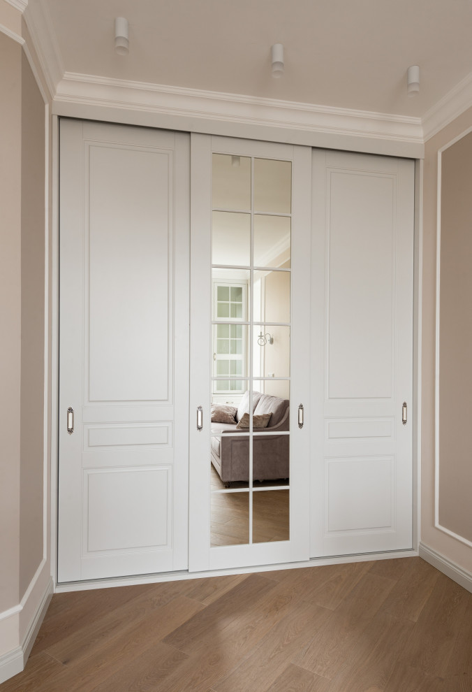 Шкафы и тумбы