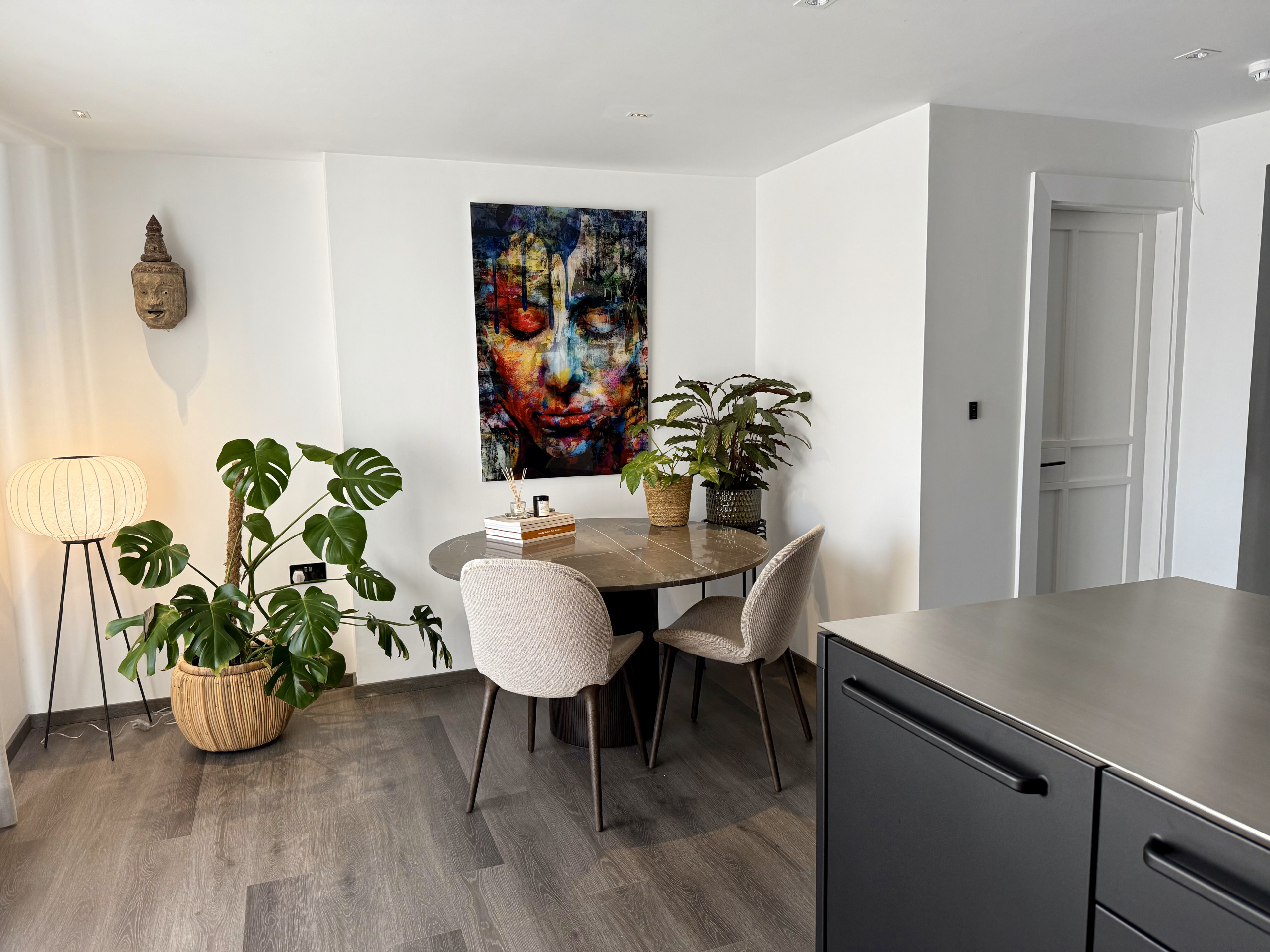 INTERIOR DESIGN STUDIO - VIPP LOUNGE SPACE - BEFORE & AFTER