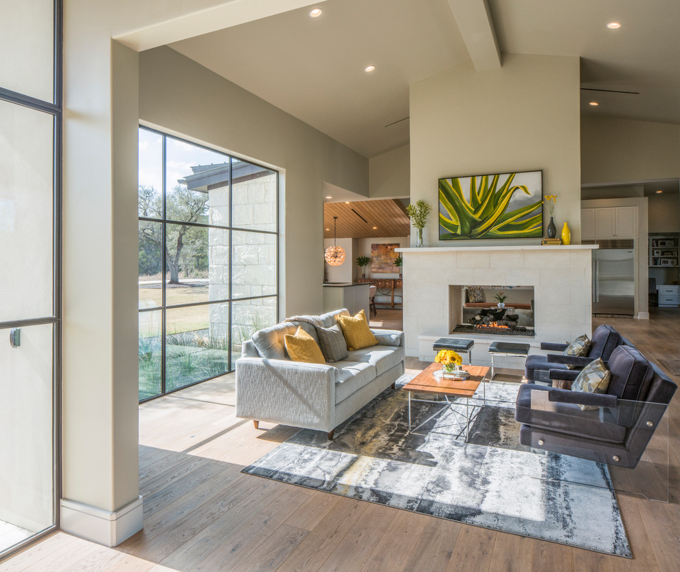 Photo of a contemporary living room in Austin.