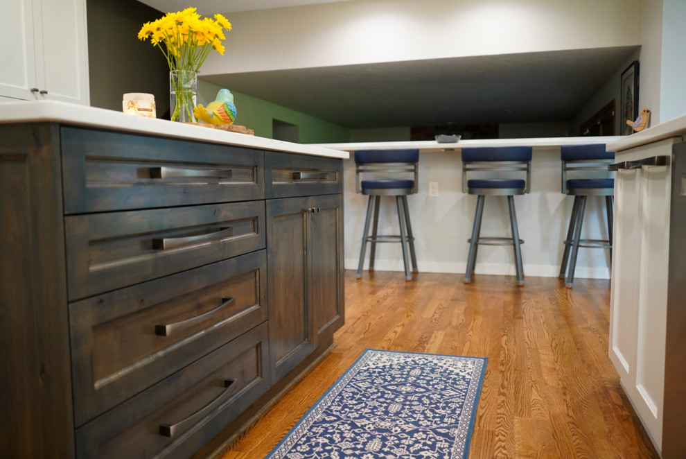 Golden Kitchen