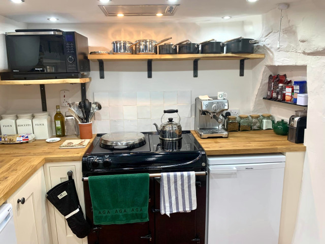 Cottage kitchen traditional-kitchen