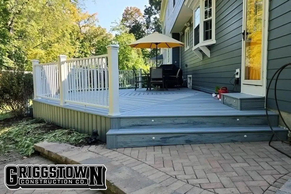 Deck Build | Trex Deck in Lawrenceville