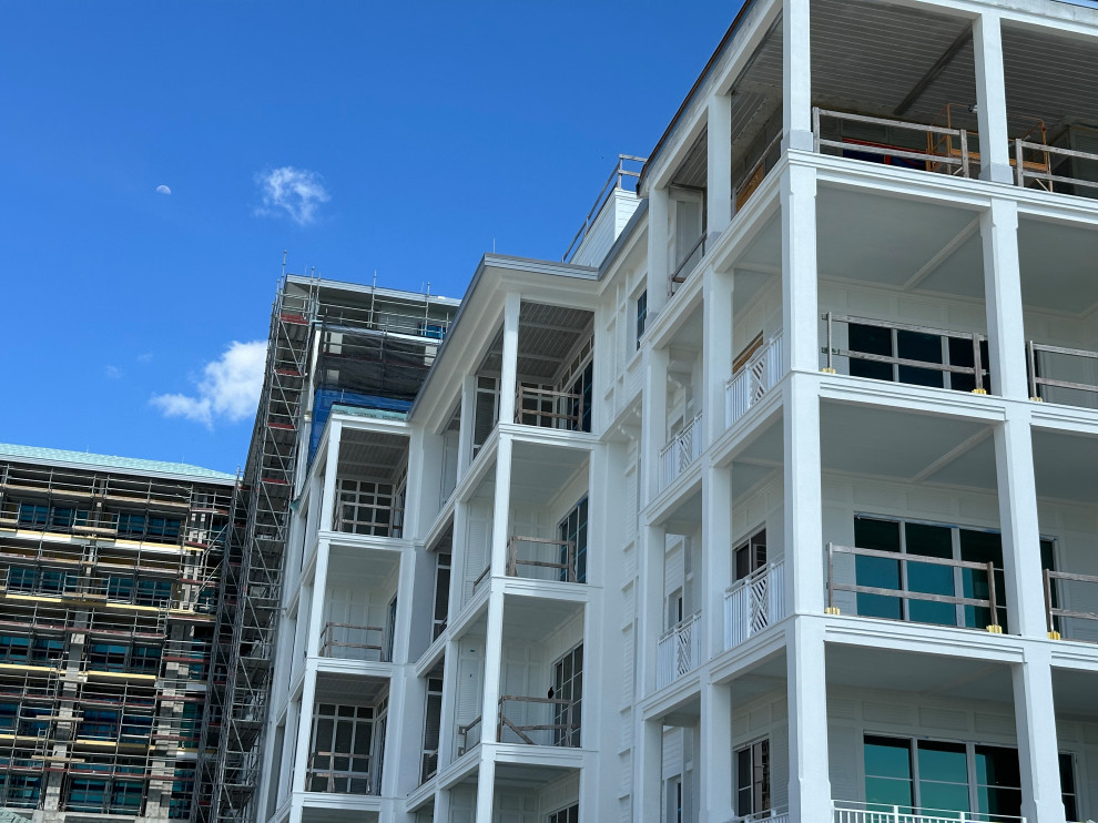 NF301 - Naples Beach Club