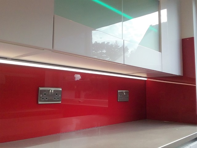 Gloss White Handleless Kitchen contemporary-kitchen