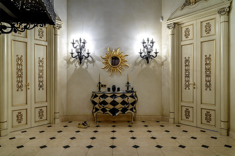 Изысканный классический интерьер дома