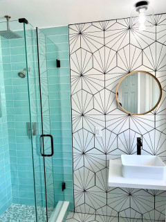 75 Moderne Badezimmer mit Mosaik-Bodenfliesen Ideen & Bilder - Februar 2024
