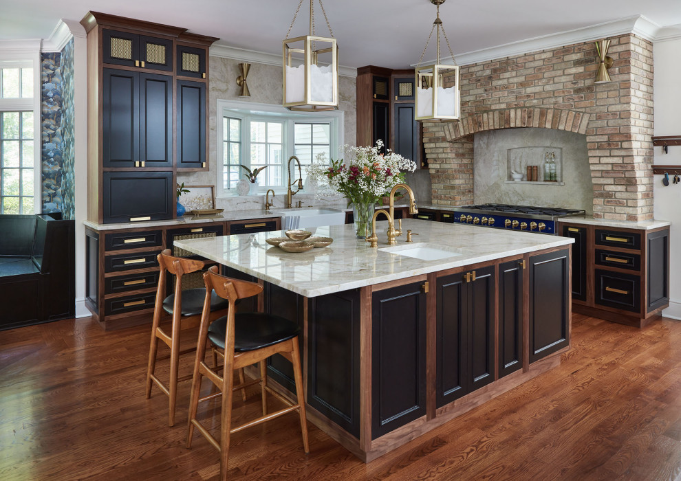 Kitchen - transitional kitchen idea in Bridgeport