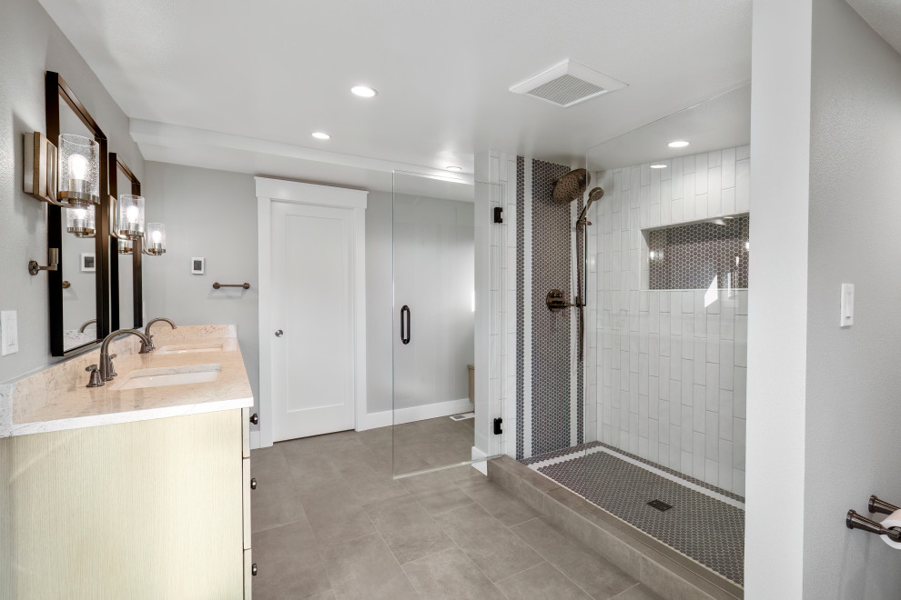 Example of a mountain style bathroom design in Seattle