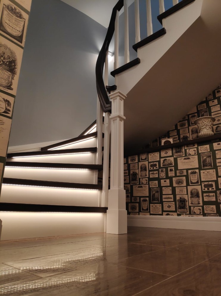 Классическая облицовка монолитной лестницы (2018)