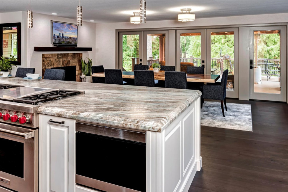 Inspiration for a transitional kitchen remodel in Seattle