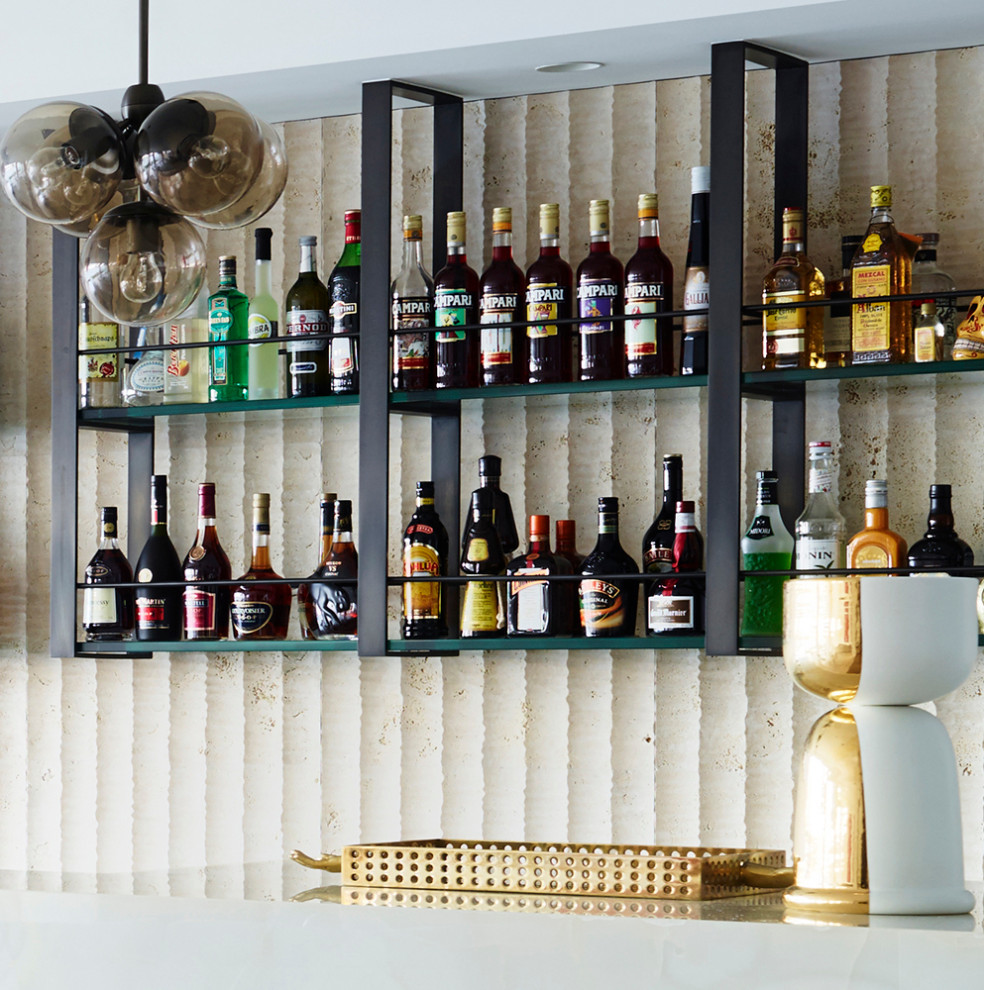 This is an example of a contemporary home bar in Sydney.