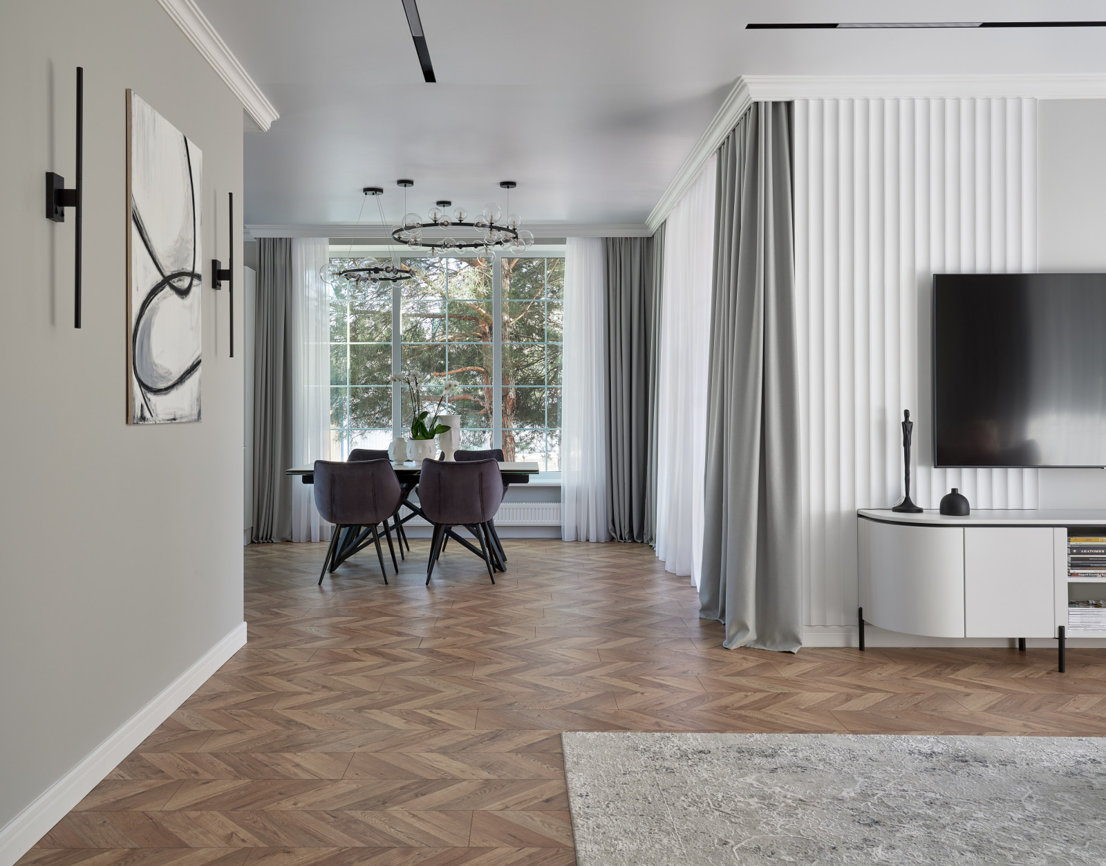 Современный интерьер с нотками классики: дом в Воронеже