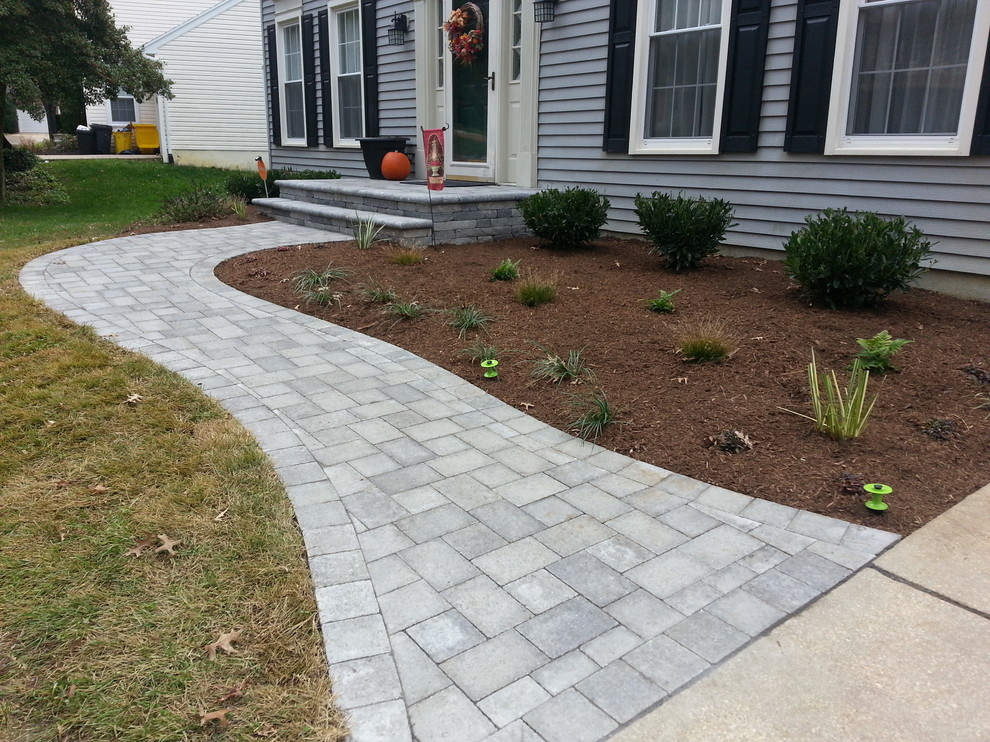 This is an example of a contemporary landscaping in Baltimore.