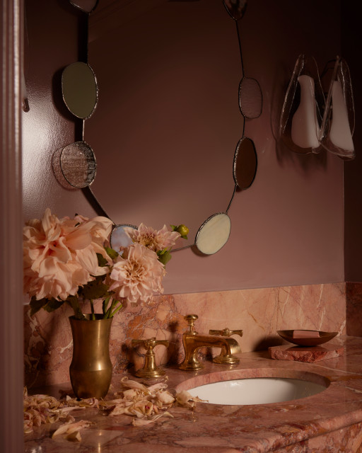 #AHLPTheTudor klassisch-gaestetoilette