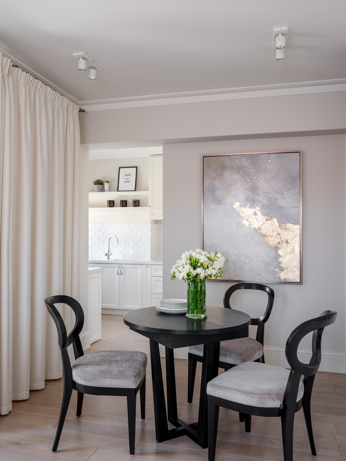 Светлая уютная квартира