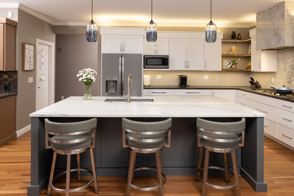 Kitchen - contemporary kitchen idea