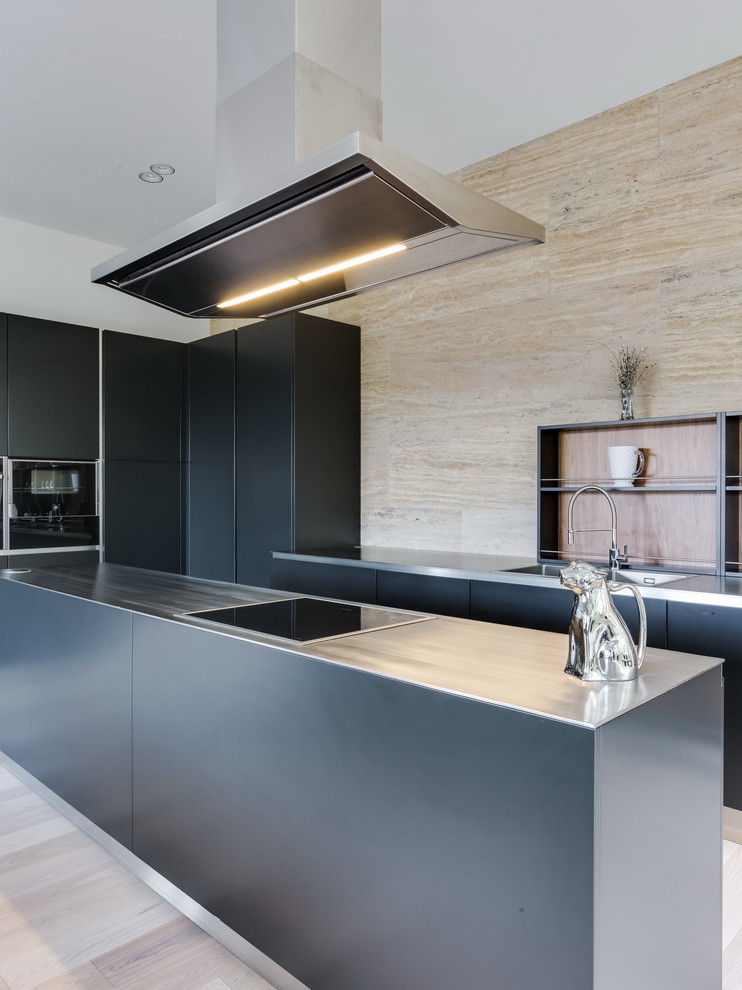 Кухня черного цвета