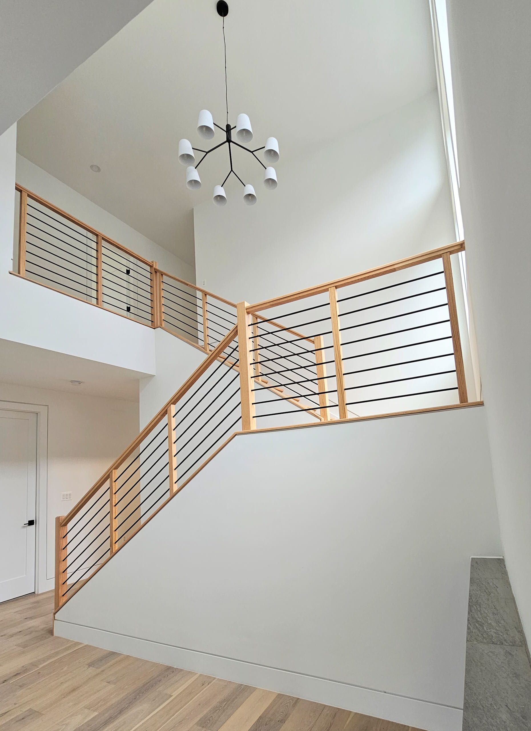 108_Red Oak Stairs in Light Filled Space, Fairfax, VA 22031