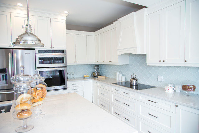 Transitional Brooklin Kitchen shabby-chic-style-kitchen