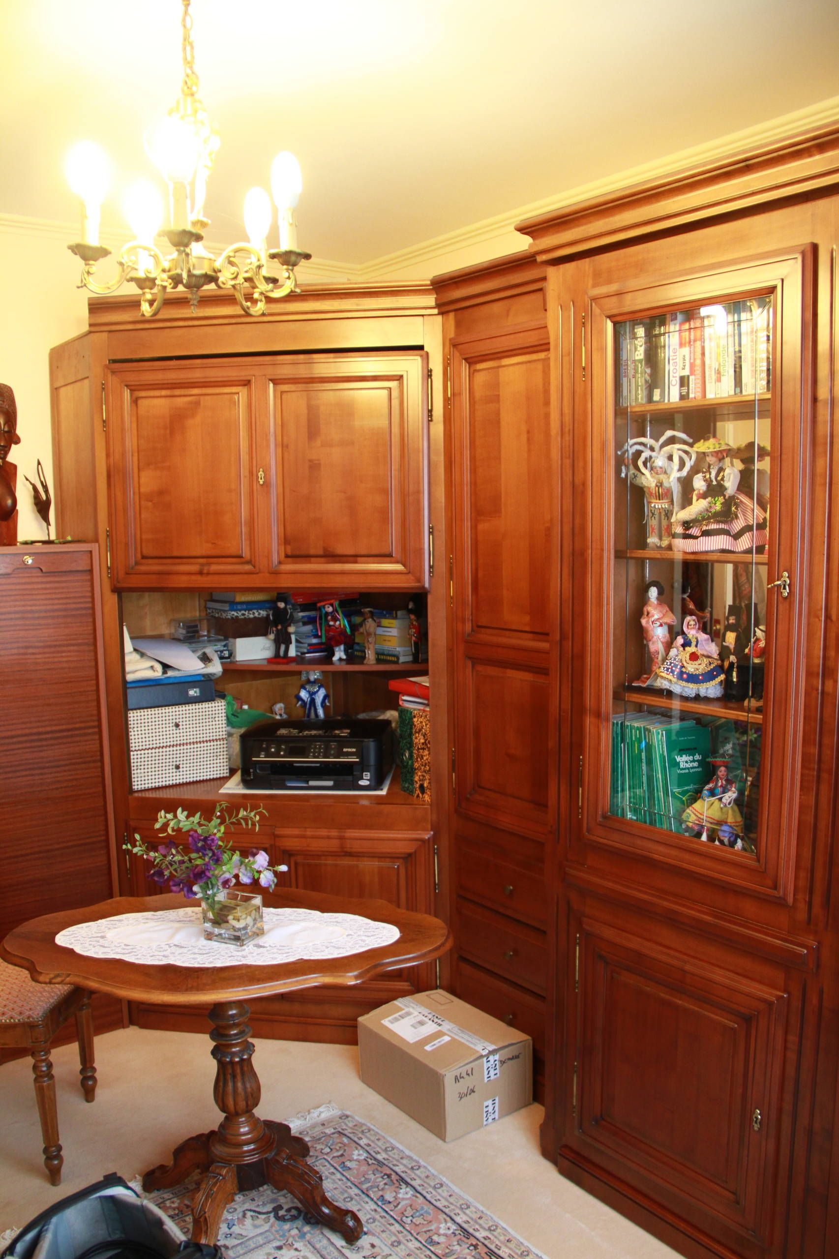 Rangement en merisier