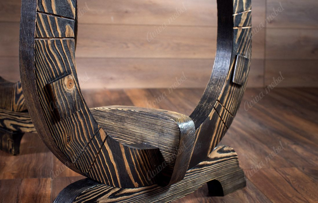 Столы из натурального дерева