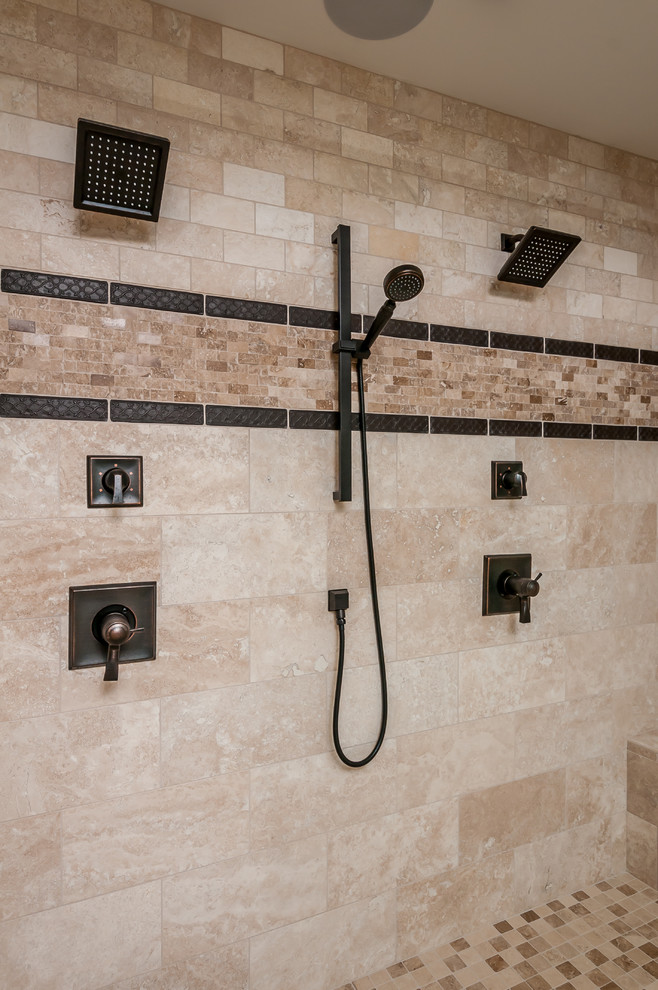 Home design - transitional home design idea in Atlanta